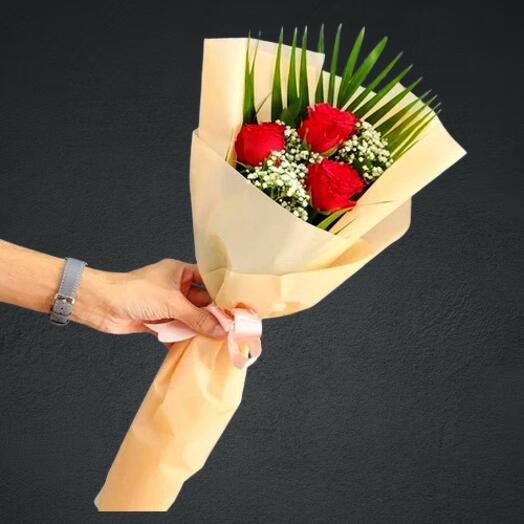 3 Red Roses Bouquet