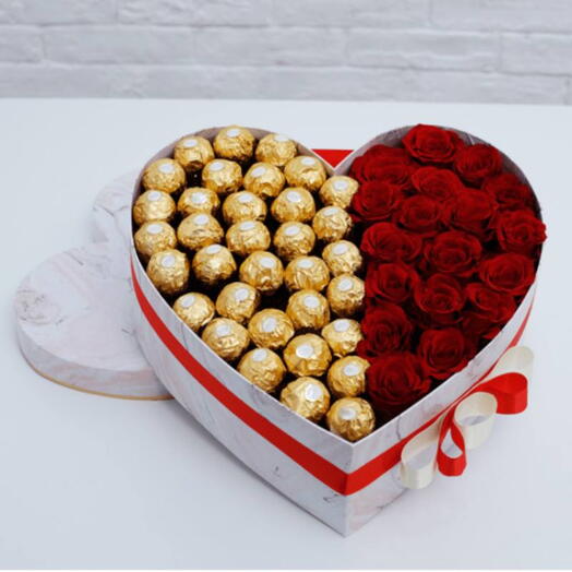 FERRERO CHOCOLATE    RED ROSES IN A MEDIUM BOX