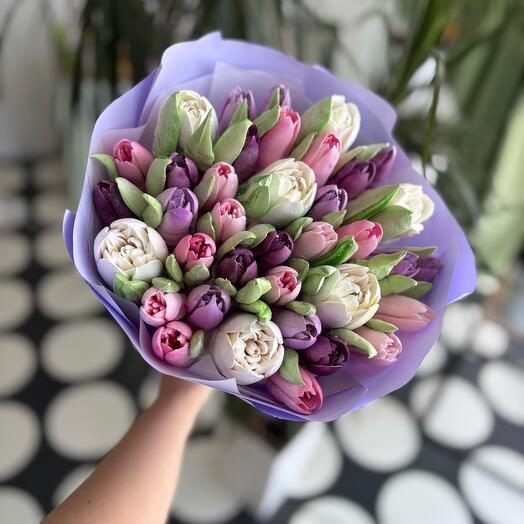 Букет тюльпанов из знфира с крупными белыми