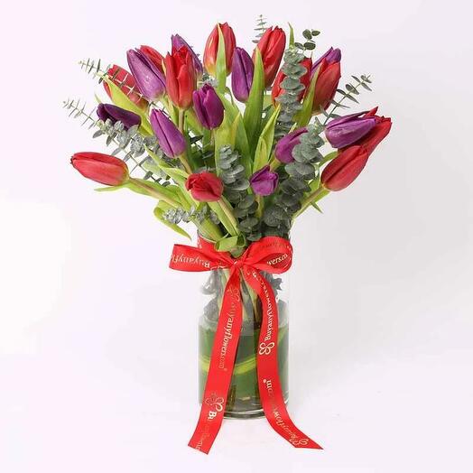 Scarlet Beauty 19 Tulips Vase