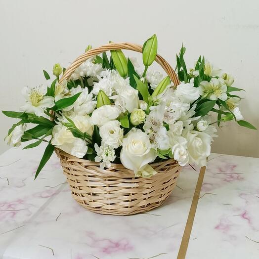 Mix White Roses and Lily Basket