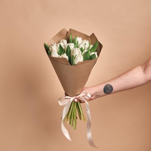 Тюльпаны белые 15 шт