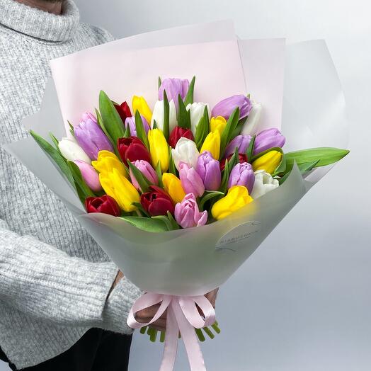Нежный букет из тюльпанов микс (размер XL)