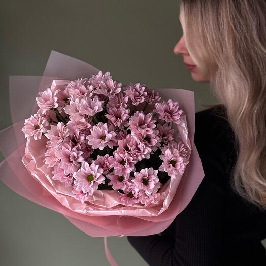 Bouquet with bush chrysanthemum "Baby"