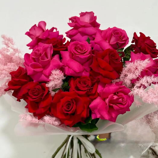 Harmosa Red   Pink Rose Bouquet