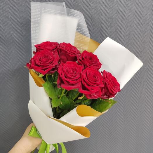 Букет красных  роз 🌹С любовью