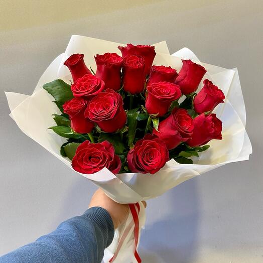 Bouquet of 15 roses