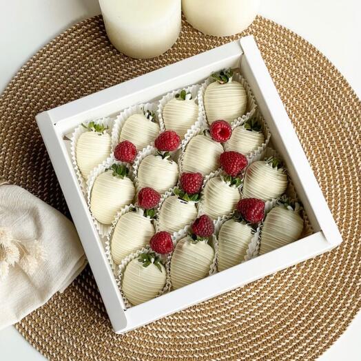 Клубника в шоколаде 16 шт