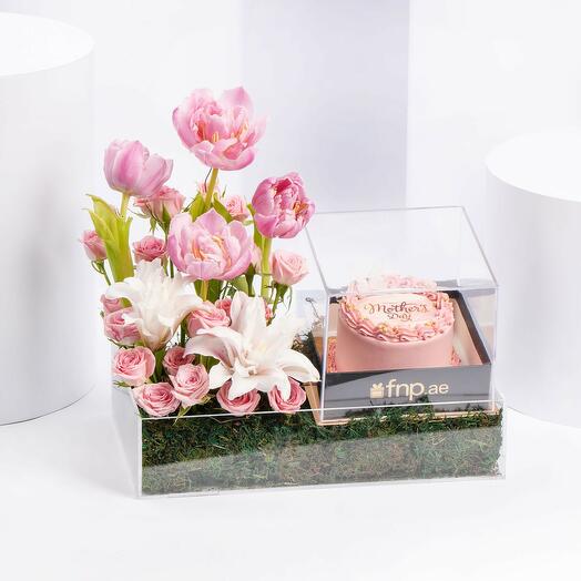 Mothers Day Mono Cake And Premium Flowers