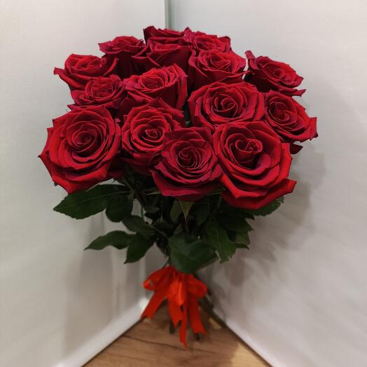 Bouquet of long, tall red roses 15 pcs. Ecuador. Bouquet of long, tall red premium roses 60-70cm, Explorer varieties