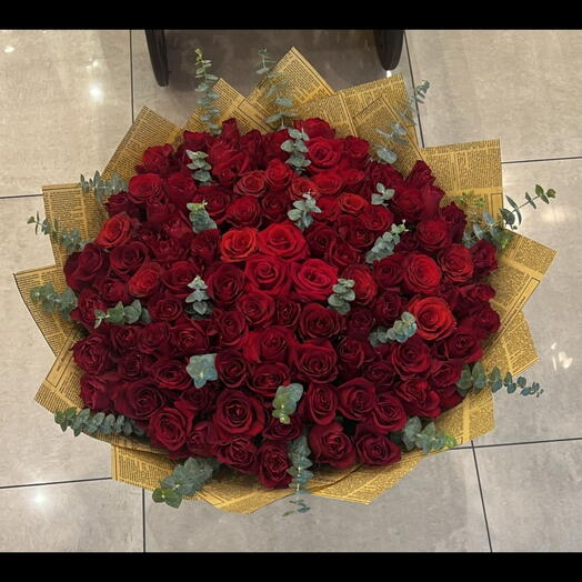 100 red rose