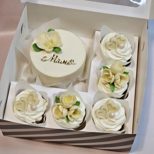 Набор бенто+капкейки кокос-малина на день мамы
