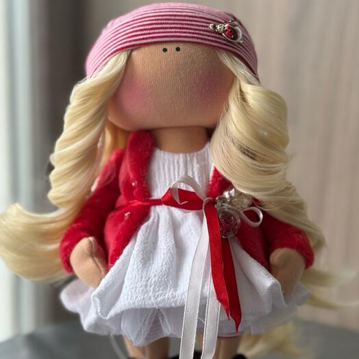 Кукла текстильная