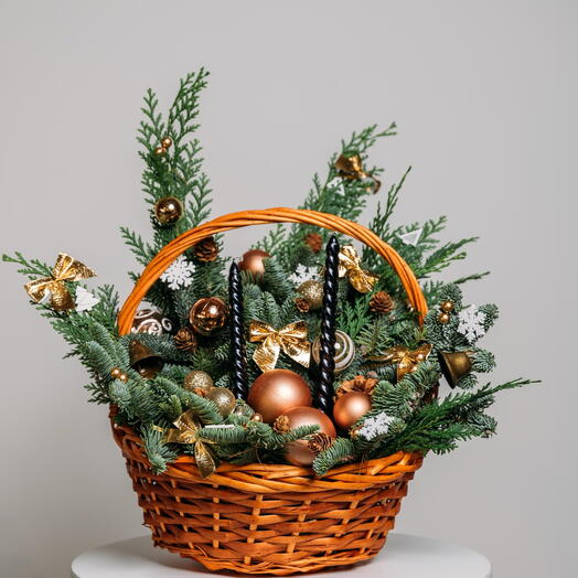 Christmas basket arrangement Bronze lights