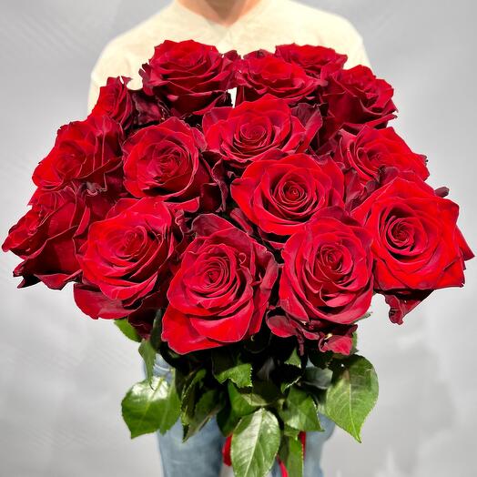 Ramo de 15 rosas rojas