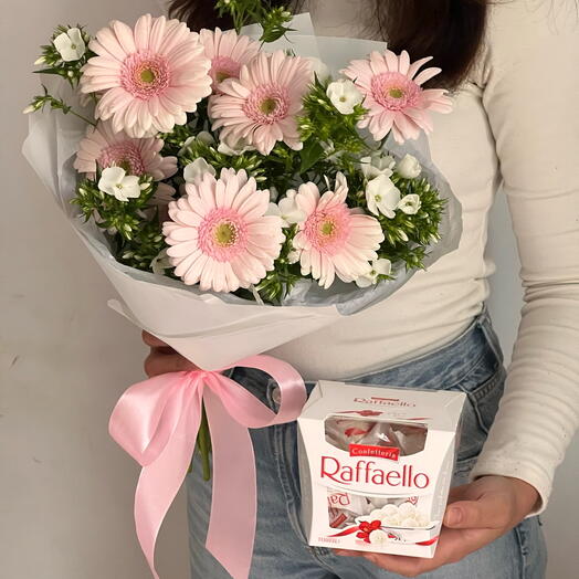 Bouquet + petit cadeau