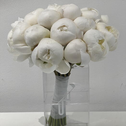 Bridal white peony