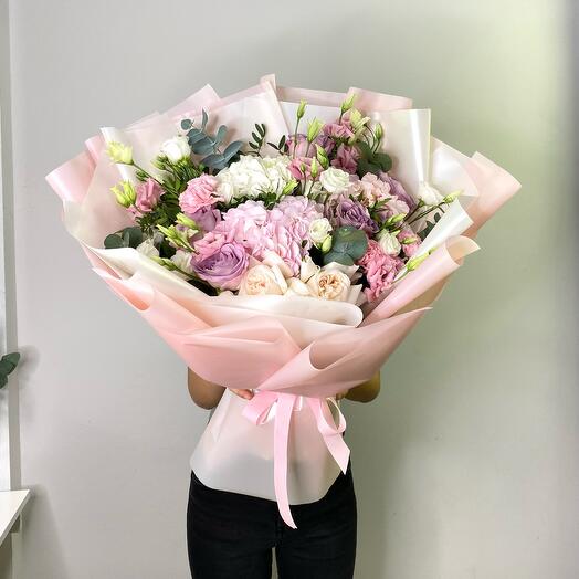 A big beautiful bouquet