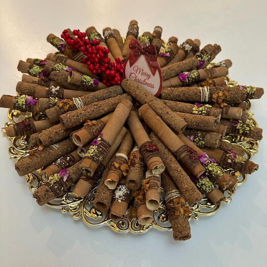 Luxury hand rolled wafer rolls with chocolate filling ( 50 pieces)