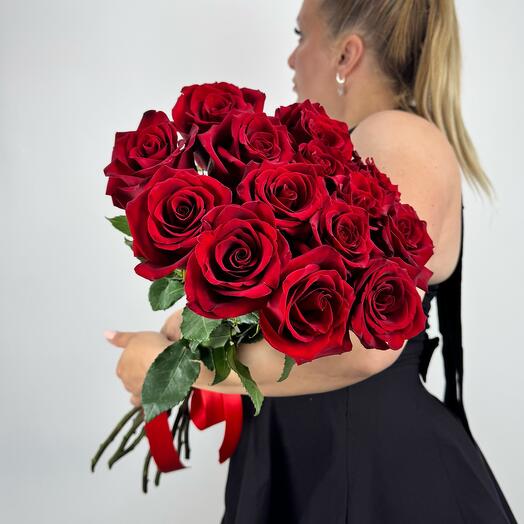 Роскошные красные розы под ленту (х15 / 60 см) ♥️ Камелия Flowers Shop
