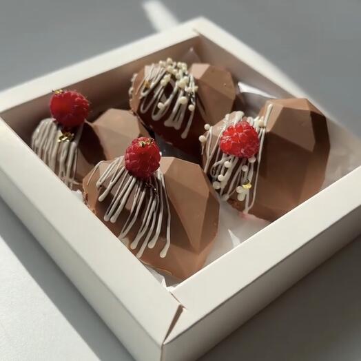 emilia.chocolate.boutique