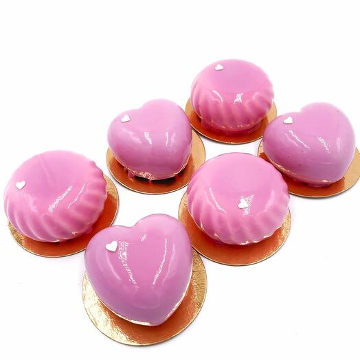 Набор муссовых пирожных ассорти 6 шт