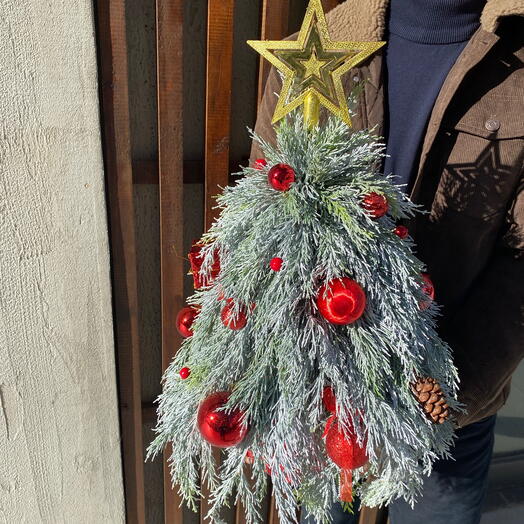 Christmas Tree in Red colours