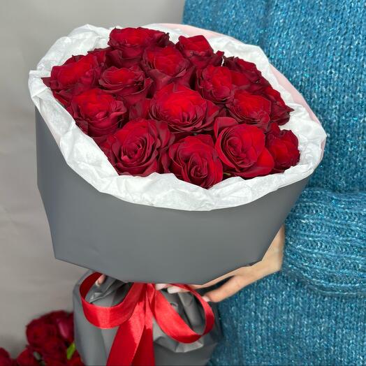 Букет из красных роз 🌹️