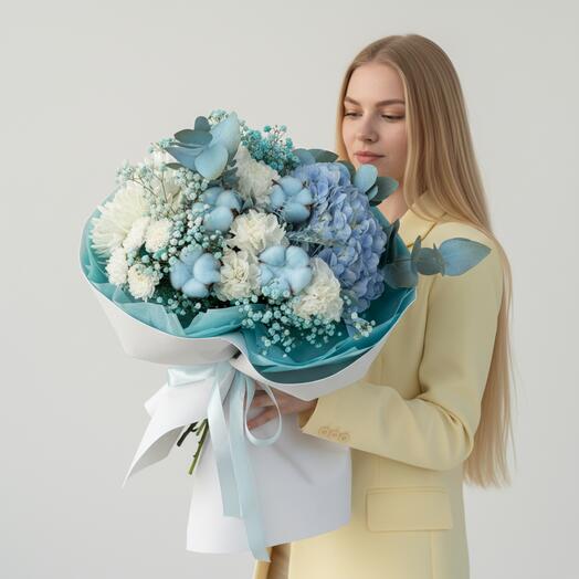 Blue lush bouquet