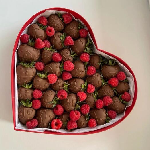 Клубника в шоколаде «Sweet Wave Gift»
