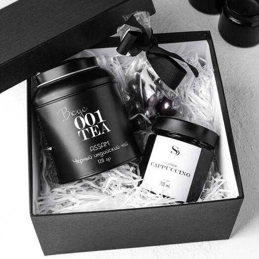 Gift set of tea, sweets and scented candles