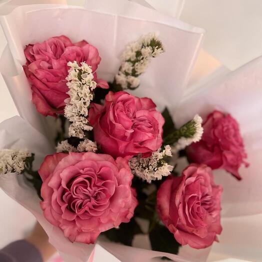 Rose + statice korean style