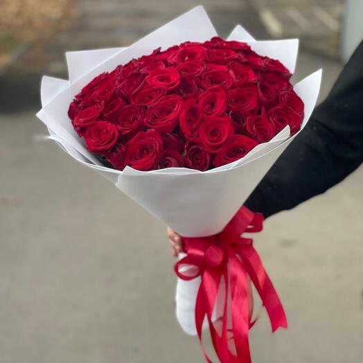 Bouquet "sensual Confession" de 51 rosas red Naomi