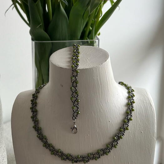 Grey metallic Color and Green Color Bracalet and Necklace Set