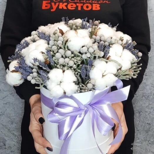 Букет из хлопка в коробке