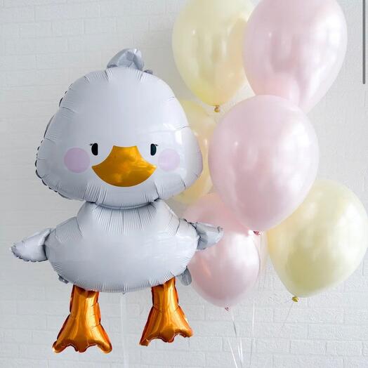 Goose Hug balloons