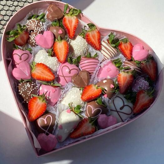 Клубника в шоколаде «Berry Star Love»