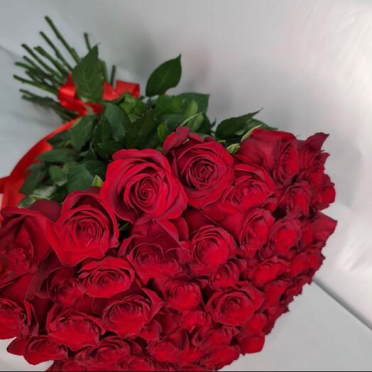 Розы 🌹 Скидка очень большая  успеетеи купить только деньги