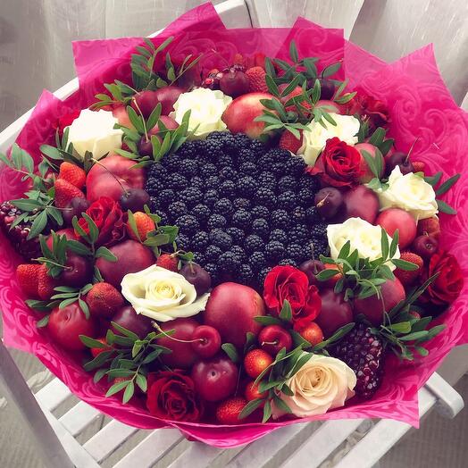 Fruit with a blackberry center