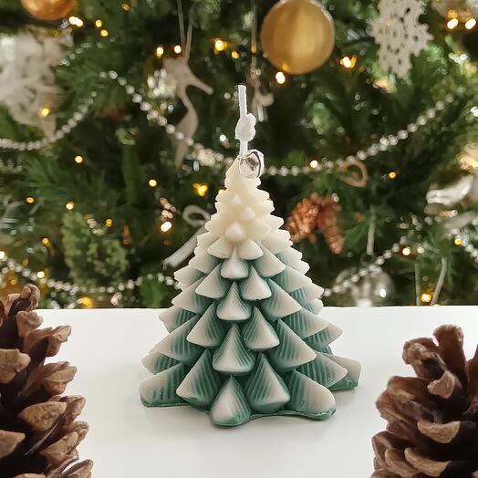 Medium Christmas Tree Candle in Green/White colour with Black Spruce Forest Scent