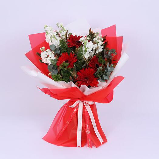 Couple Red and White Flower Bouquet