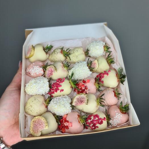 Клубника в шоколаде,нежность