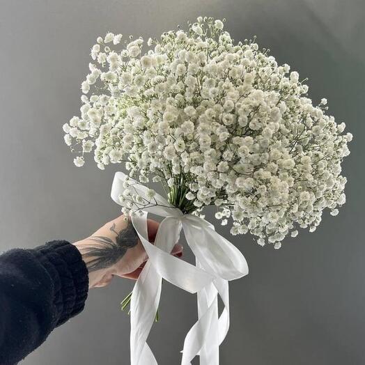 The bride's bouquet of white gypsophila