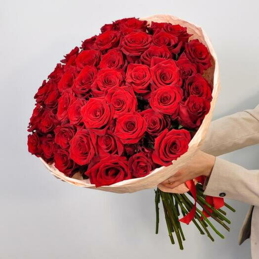 51 Classic Red Roses