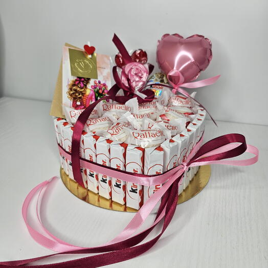 Подарок любимой девушке, Торт 🎂  рафаэлло, киндер шоколад