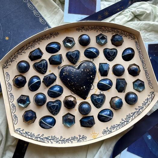 Space Love Box L