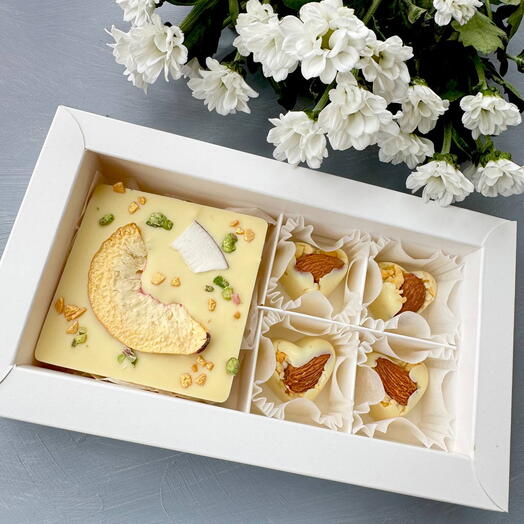 MoreAmore Chocolate