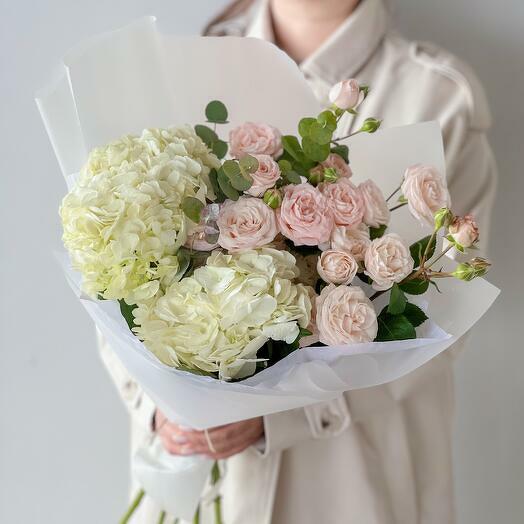 Bouquet d hortensias blancs