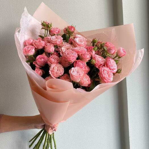 Монобукет из 9 кустовых пионовидных роз🌹