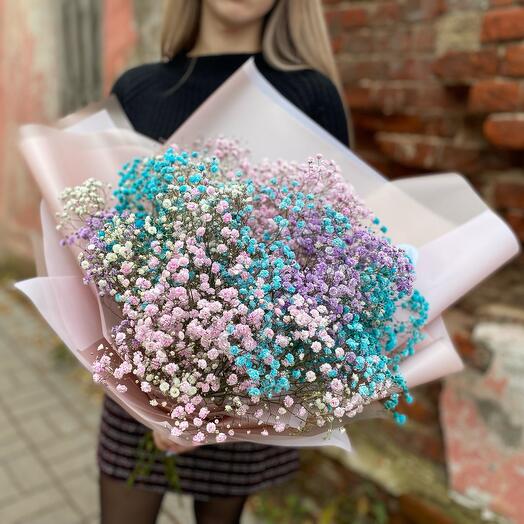 Букет из радужной гипсофилы